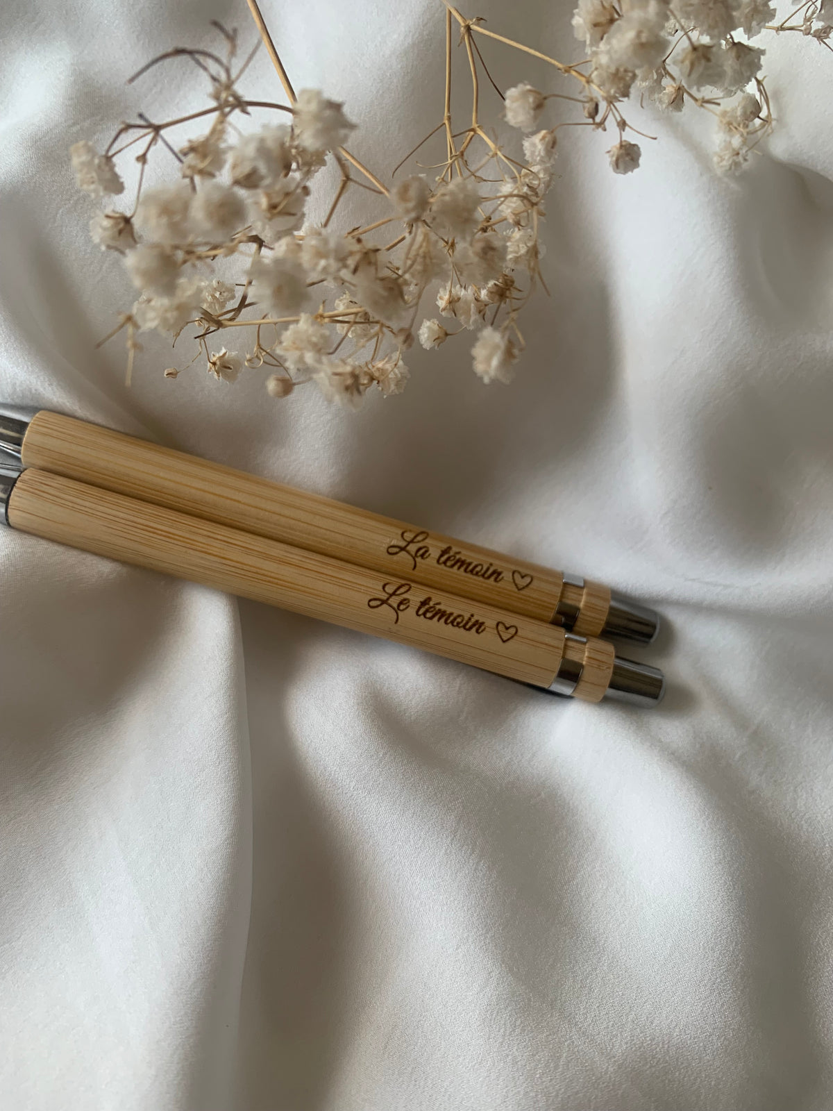 Crayon « La témoin »