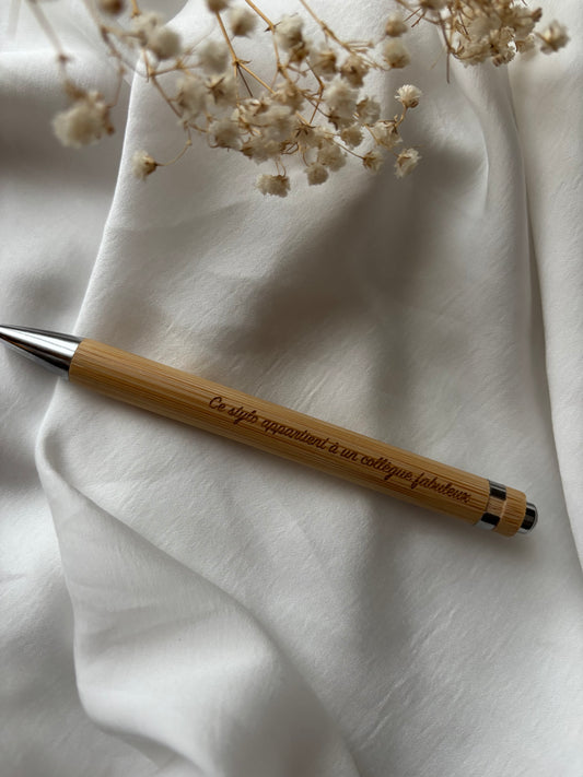Stylo collègue